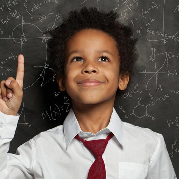 کودکان-نابغه-چه-ویژگی-هایی-دارند-سربرگ
