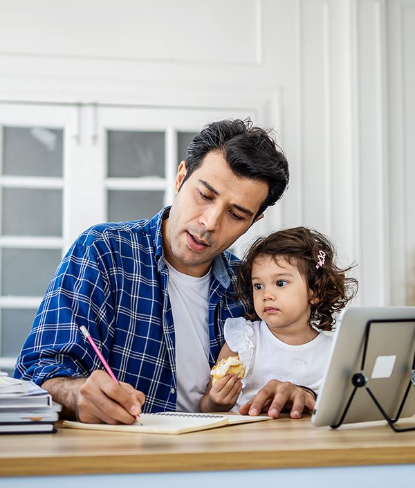 نقش والدین در آموزش آنلاین